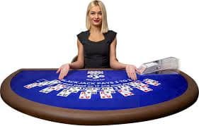 Fitur bonus putaran gratis Lucky Twins dengan tampilan pengganda simbol di mega 303